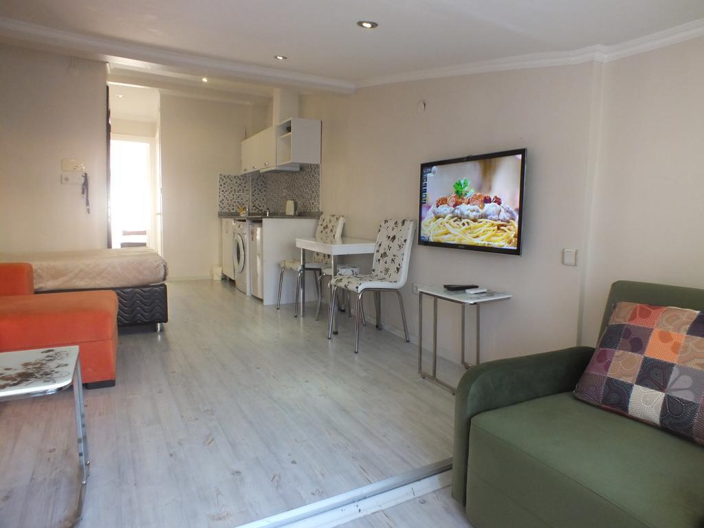 Taksim 9 Suites Apartments อิสตันบูล ภายนอก รูปภาพ