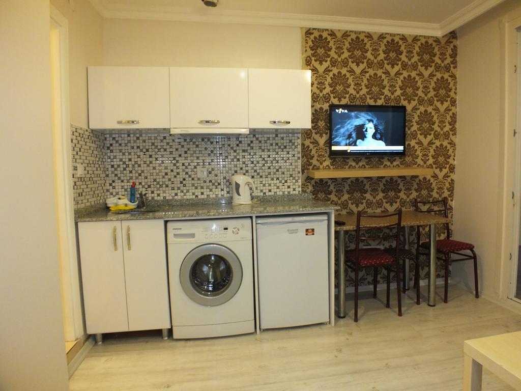 Taksim 9 Suites Apartments อิสตันบูล ภายนอก รูปภาพ