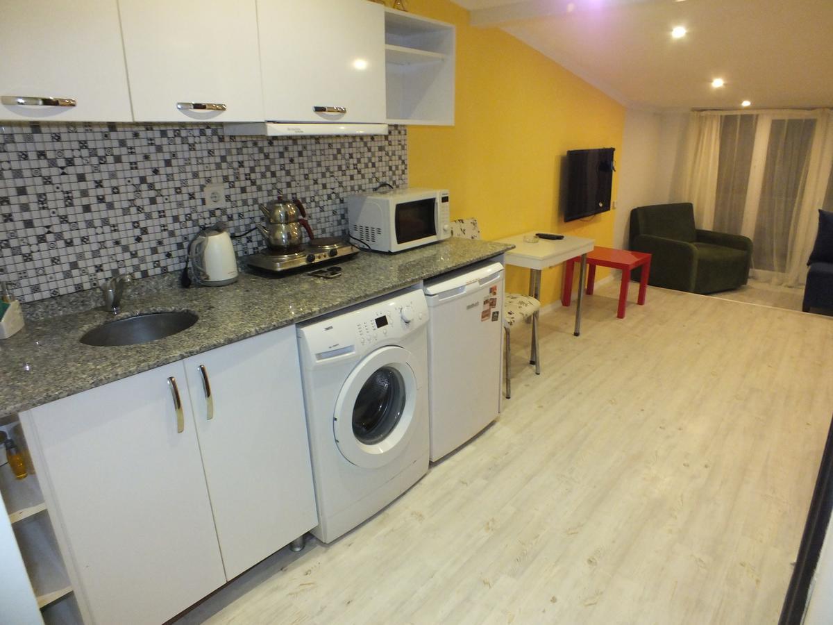 Taksim 9 Suites Apartments อิสตันบูล ภายนอก รูปภาพ