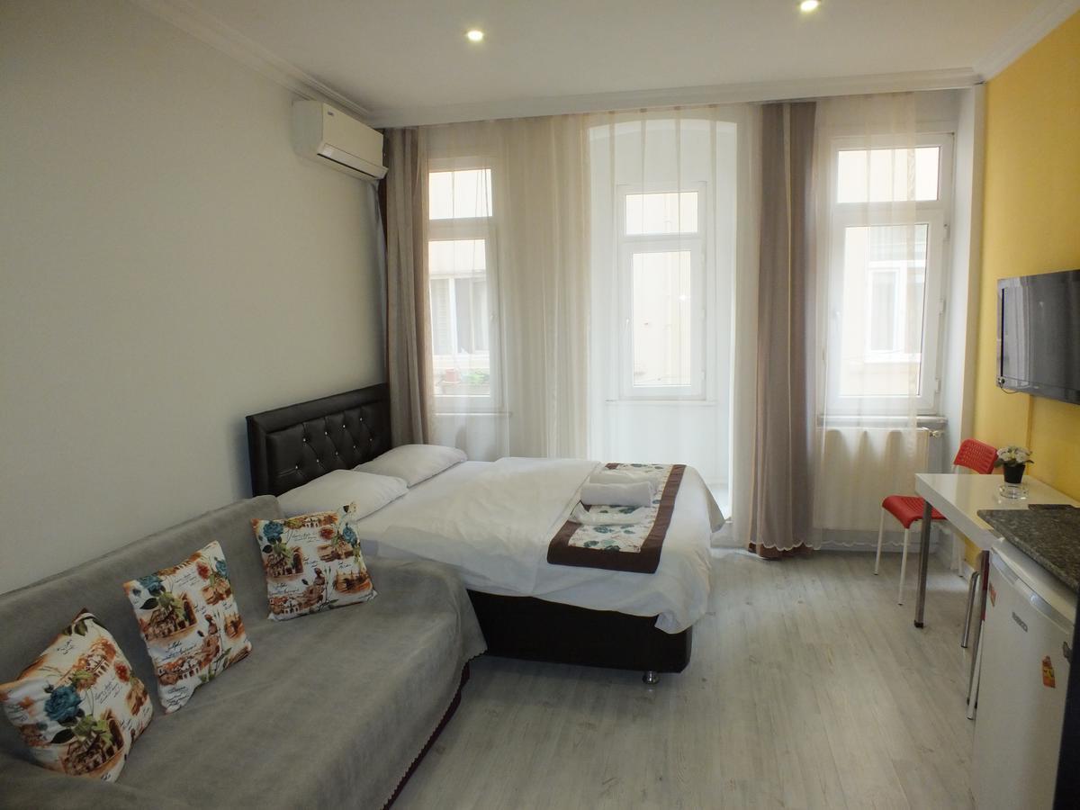 Taksim 9 Suites Apartments อิสตันบูล ภายนอก รูปภาพ