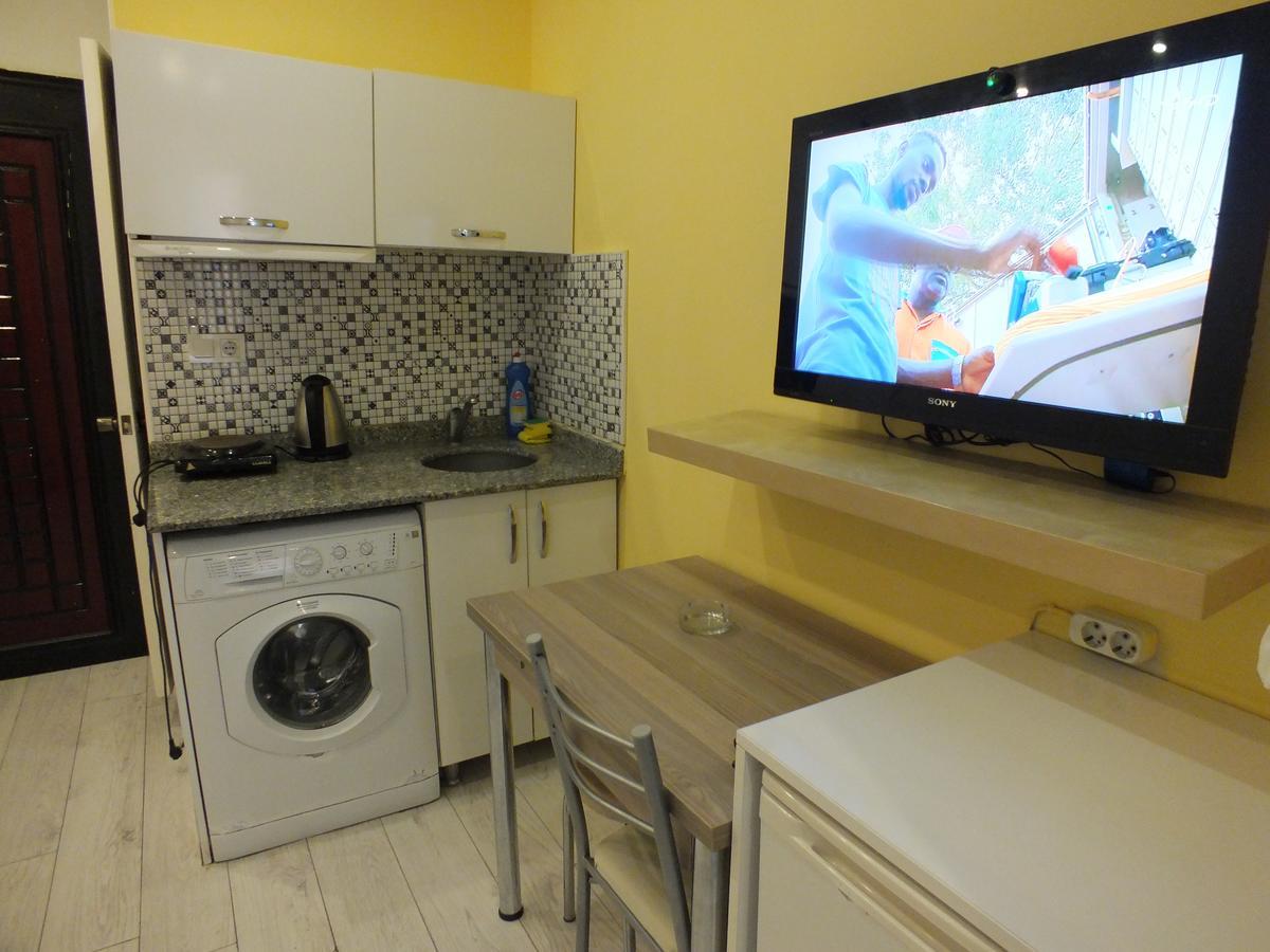 Taksim 9 Suites Apartments อิสตันบูล ภายนอก รูปภาพ