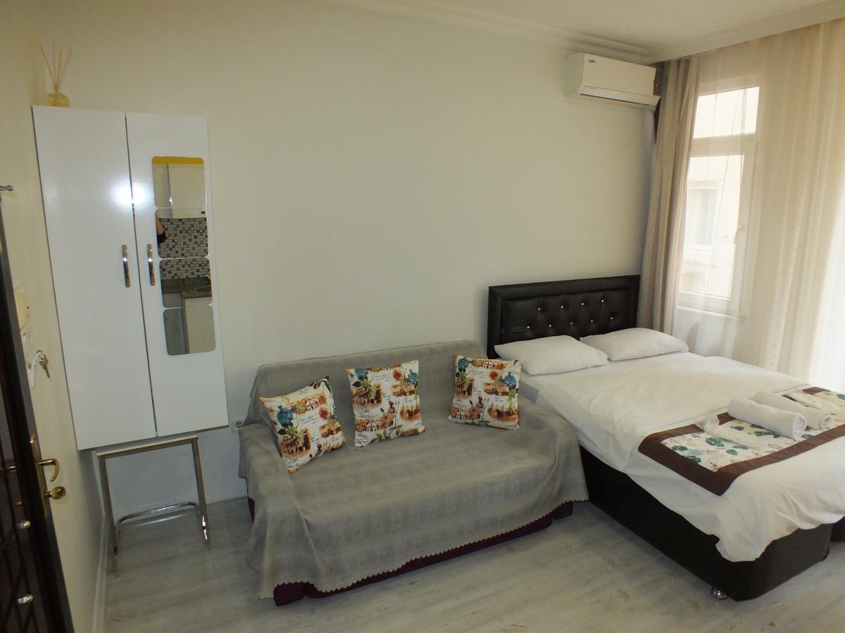 Taksim 9 Suites Apartments อิสตันบูล ภายนอก รูปภาพ